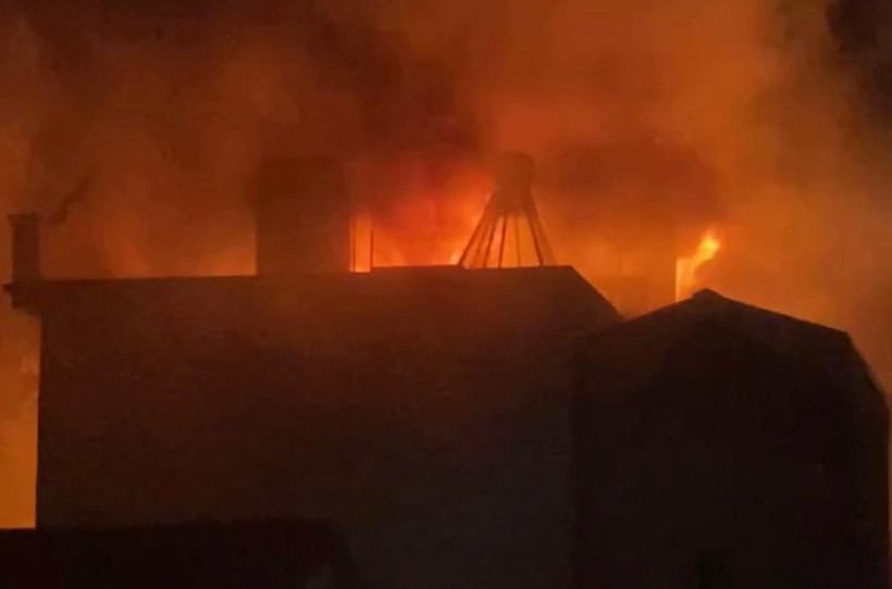 Hiện trường vụ cháy tại phố Trương Định.