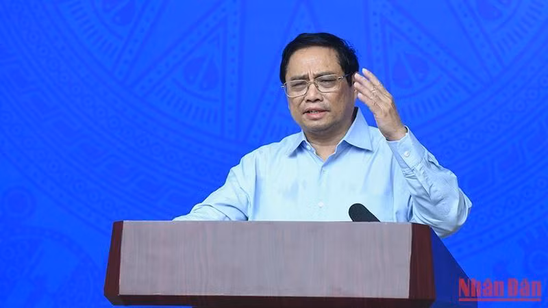 Thủ tướng Phạm Minh Chính, Trưởng Ban Chỉ đạo Quốc gia phòng, chống dịch Covid-19 phát biểu tại Phiên họp. (Ảnh: TRẦN HẢI)