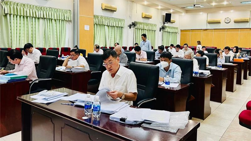 Các ứng viên bắt đầu làm bài thi. (Ảnh: Sở Y tế Thành phố Hồ Chí Minh)