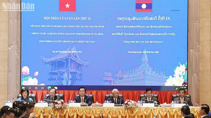 Các đồng chí chủ trì Hội thảo. (Ảnh: Trịnh Dũng)