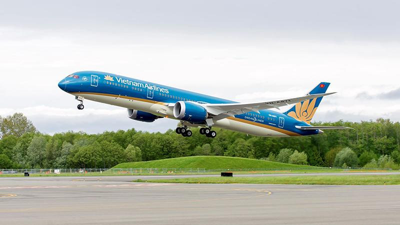 Vietnam Airlines hủy, lùi giờ nhiều chuyến bay do bão Sơn Ca 