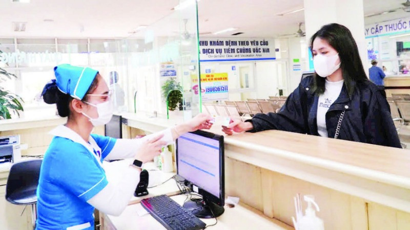  Người dân thuận tiện trong việc khám, chữa bệnh nhờ công cuộc chuyển đổi số.