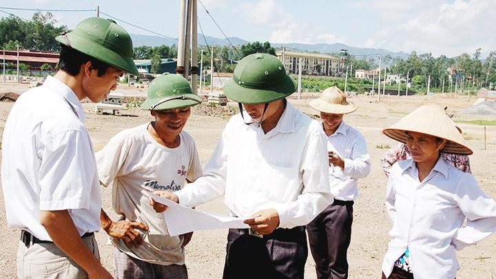 Luật Đất đai cần được sửa đổi để bảo đảm thống nhất, đồng bộ với các luật khác. Ảnh: NAM ANH