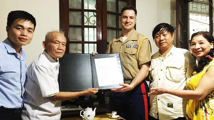 Nhiều tư liệu đã được nhiệt tình cung cấp cho gia đình liệt sĩ Đặng Thành Tuấn trong quá trình xác định danh tính và đề xuất ghi nhận cho liệt sĩ.