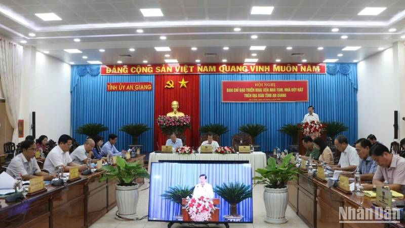 Quang cảnh hội nghị.