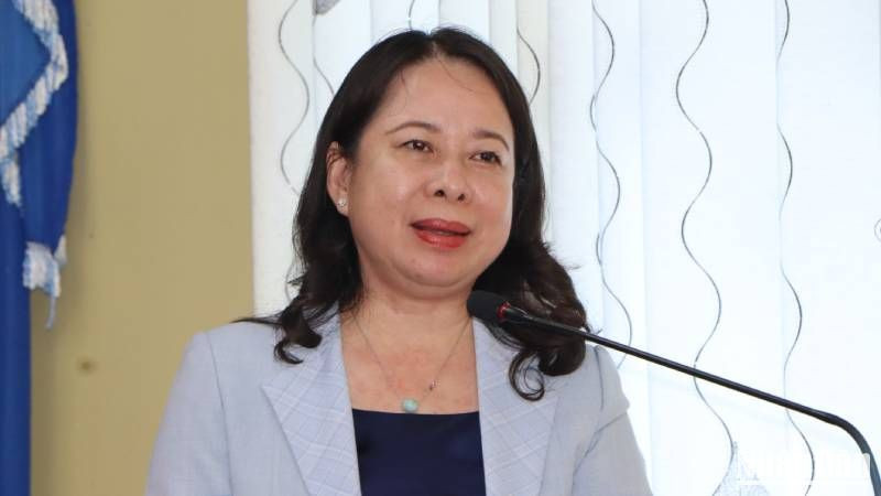 Phó Chủ tịch nước phát biểu tại buổi tiếp xúc cử tri.