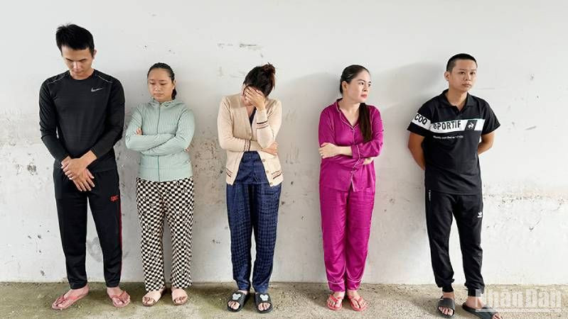 5 đối tượng bị bắt tạm giam trong đường dây lô đề quy mô lớn tại An Giang.