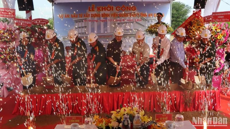 Lễ khởi công xây dựng Bệnh viện Quân dân y tỉnh.