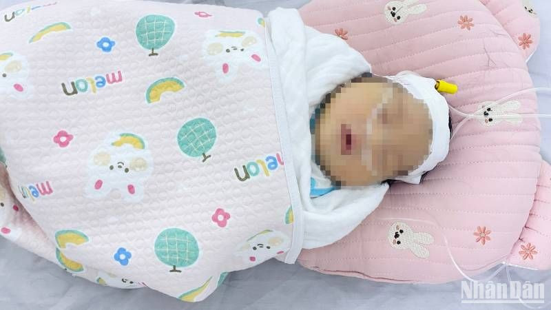 Cháu H. T. L sức khỏe tạm ổn