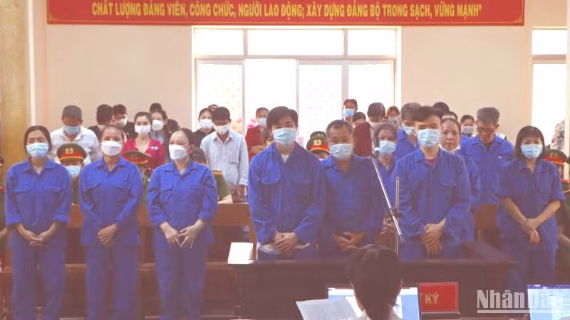 Các bị cáo trong đường dây đánh bạc gần 1.000 tỷ đồng.