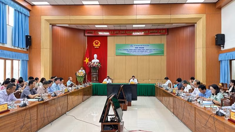 Quang cảnh hội nghị.