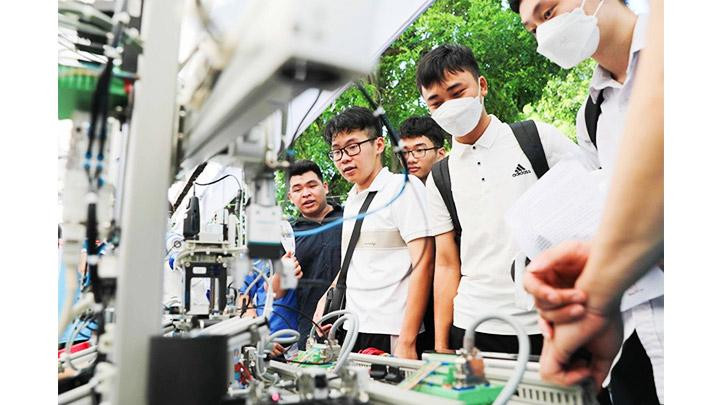 Thêm cơ hội nâng cao chất lượng nghiên cứu tại các trường đại học tự chủ. Ảnh: BÍCH NGỌC