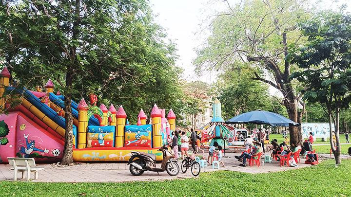 Cơ sở hạ tầng trong Công viên Thống Nhất cần nâng cấp để phục vụ người dân.