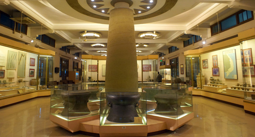 Những chiếc trống đồng - tinh hoa của văn hóa Đông Sơn được giới thiệu tại Bảo tàng Lịch sử quốc gia.