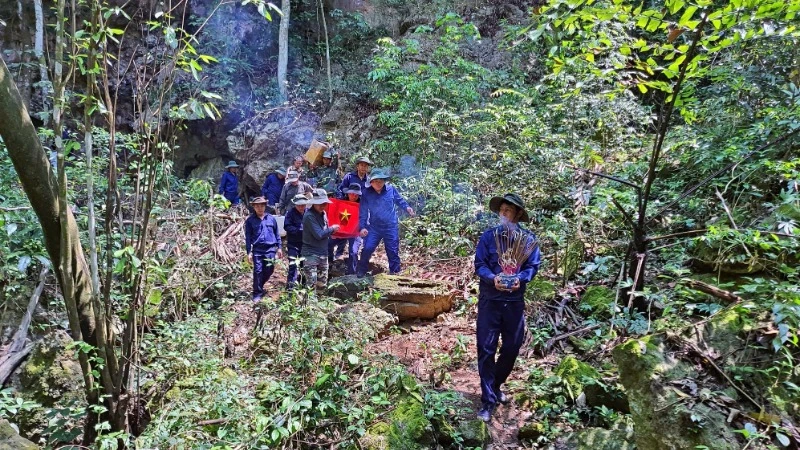 Đội quy tập, Bộ Chỉ huy Quân sự tỉnh Nghệ An tìm kiếm, quy tập hài cốt liệt sĩ trên đất Lào, mùa khô năm 2024-2025. (Ảnh: Đội Quy tập cung cấp)