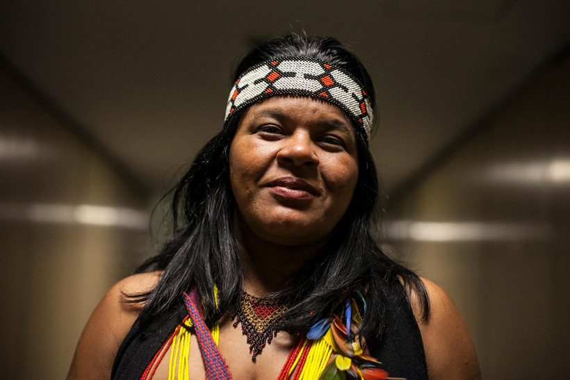 Bảo vệ "Đất tổ tiên"