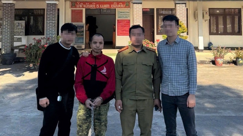 Đối tượng Vy Văn Phòng được di lý về Việt Nam để xử lý theo quy định pháp luật.