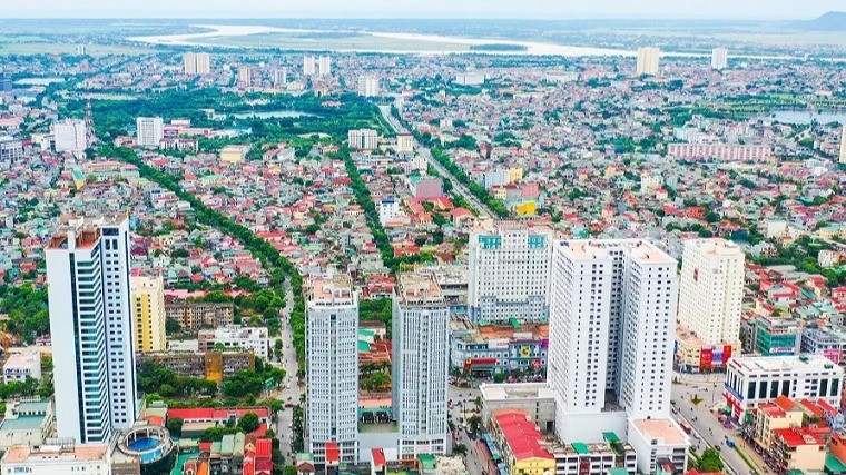 Thành phố Vinh hiện có 33 đơn vị hành chính cấp xã, gồm 24 phường và 9 xã. (Ảnh: SÁCH NGUYỄN)