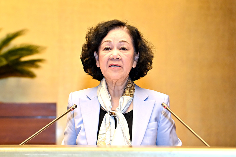 Tại buổi học tập, quán triệt nghị quyết Hội nghị Trung ương 6 khóa XIII, Trưởng Ban Tổ chức Trung ương Trương Thị Mai yêu cầu Bộ Nội vụ cần đẩy nhanh hơn việc thể chế hóa chủ trương bảo vệ cán bộ dám nghĩ, dám làm. Ảnh: ĐĂNG KHOA