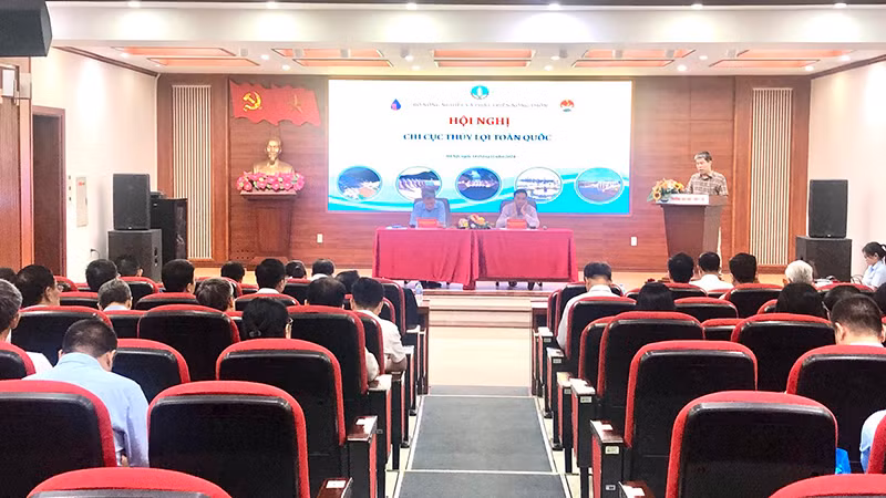 Quang cảnh hội nghị.