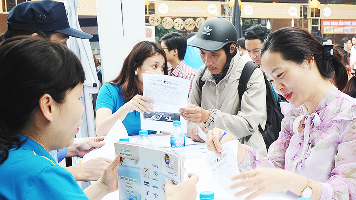 Tăng cường xúc tiến thương mại giúp các doanh nghiệp mở rộng thị trường kinh doanh. Ảnh: HẢI NAM