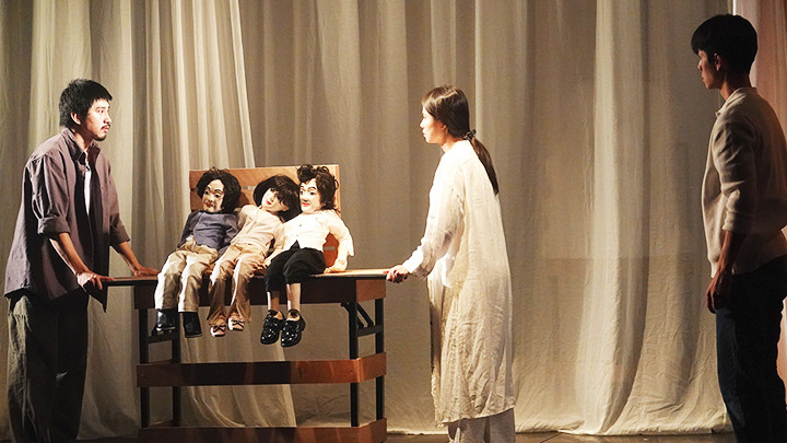 Cảnh trong vở kịch “Bóng rối”. Ảnh: Nguyễn Đình Toán