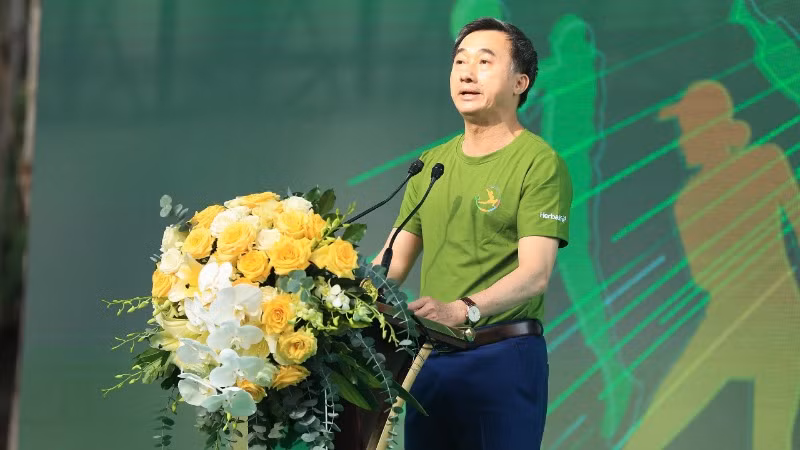 Thứ trưởng Bộ Y tế Trần Văn Thuấn cho rằng: Tỷ lệ thừa cân, béo phì tại các đô thị như Thành phố Hồ Chí Minh đã vượt mức báo động. (ẢNH: CHI MAI)