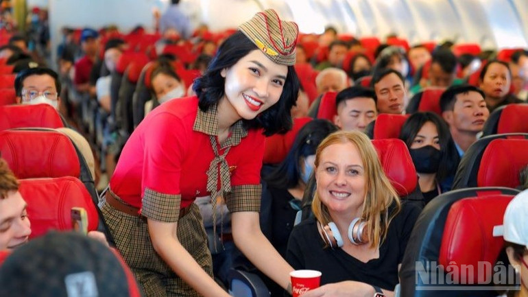 Kết thúc quý II/2025, Vietjet đạt doanh thu vượt kế hoạch, đặt hàng nhiều tàu bay hiện đại. ndo_br_vj-2-5343.jpg
