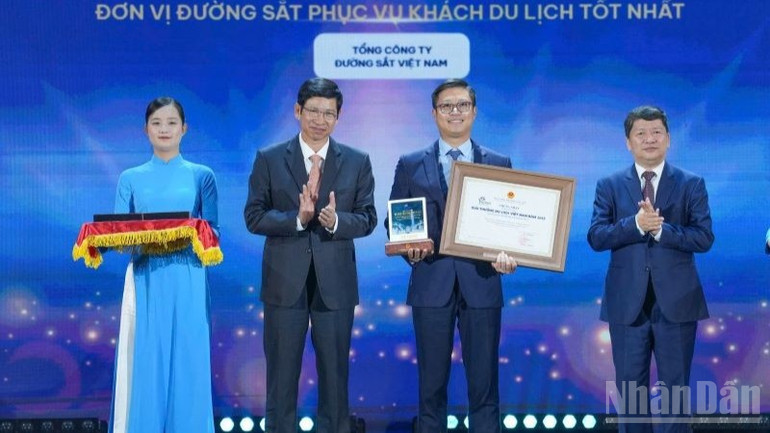 ndo_br_2-giai-thuong-hang-hang-khong-phuc-vu-khach-du-lich-tot-nhat-mot-lan-nua-khang-dinh-vai-tro-va-vi-the-cua-hang-hang-khong-quoc-gia-viet-nam-4334.jpg