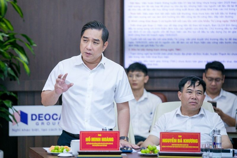 Ông Hồ Minh Hoàng, Chủ tịch Hội đồng quản trị Tập đoàn Đèo Cả phát biểu. Ông Hồ Minh Hoàng, Chủ tịch Hội đồng quản trị Tập đoàn Đèo Cả phát biểu.