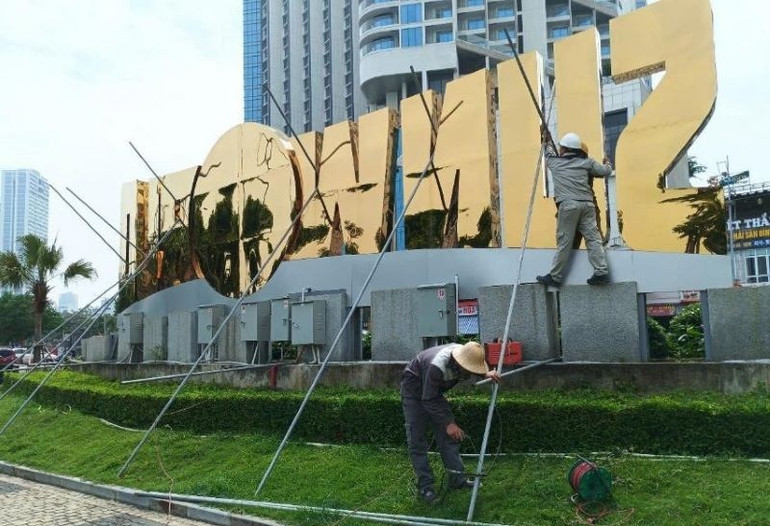 Gia cố, chằng néo bảo đảm an toàn tại khu vui chơi Sun World Ha Long. sun-world-ha-long.jpg