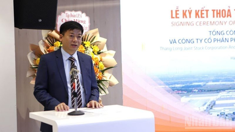 Ông Vũ Anh Tuấn, Chủ tịch Hội đồng Quản trị Tổng Công ty Thăng Long-CTCP phát biểu. ndo_br_1-ong-vu-anh-tuan-chu-tich-hdqt-tong-cong-ty-thang-long-phat-bieu-2306.jpg