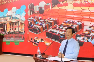 Lai Châu tổ chức gặp mặt giao nhiệm vụ cho cấp ủy, chính quyền các xã, phường sau sắp xếp, hợp nhất.