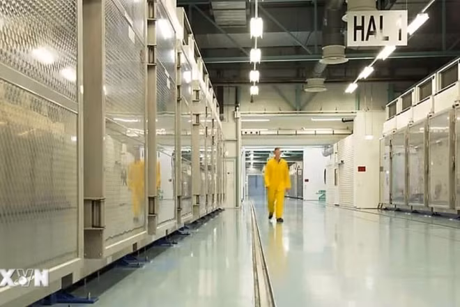 Bên trong cơ sở hạt nhân Fordow của Iran. (Ảnh: EPA/TTXVN)