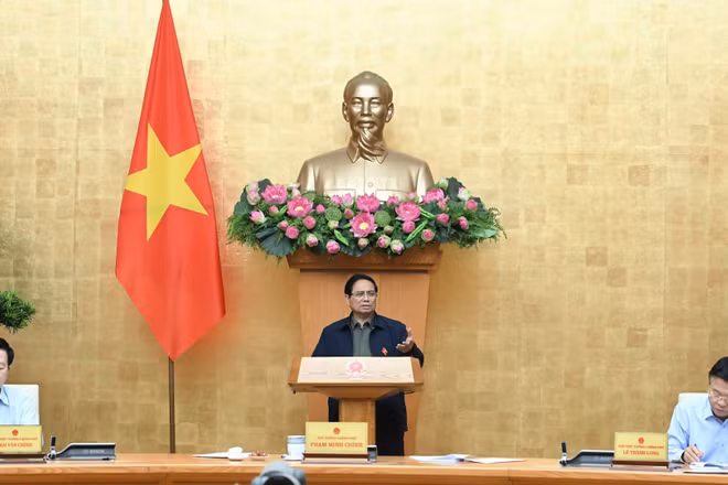 Thủ tướng Phạm Minh Chính chủ trì họp Chính phủ để đánh giá việc vận hành mô hình chính quyền địa phương 2 cấp.