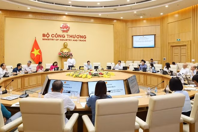 Bộ Công thương tập trung toàn lực, đổi mới tư duy điều hành nhằm tìm lời giải tối ưu cho ba bài toán công nghệ chiến lược được Thủ tướng Chính phủ giao phó.