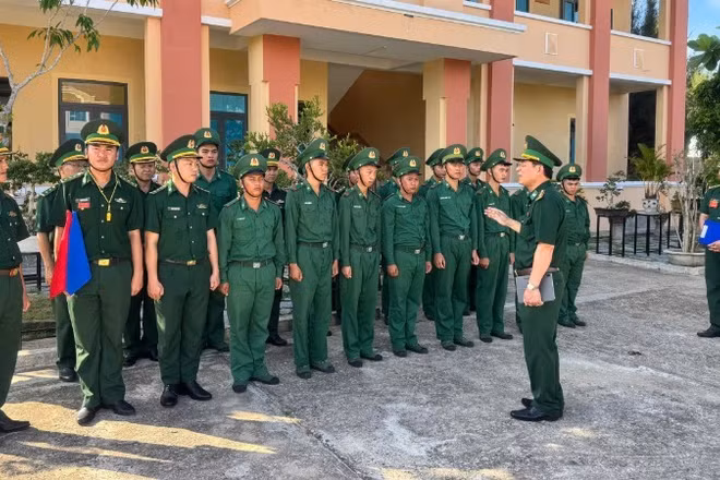Đoàn công tác số 1 phúc tra toàn diện tại Đồn Biên phòng An Hải.
