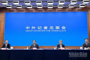 Họp báo ngày 15/10.