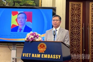 Đại sứ Phạm Thanh Bình trong một sự kiện được tổ chức ở Đại sứ quán Việt Nam tại Trung Quốc. (Ảnh: HỮU HƯNG)