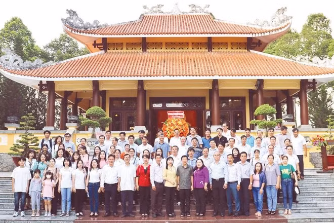 Khu lưu niệm Chủ tịch Tôn Đức Thắng - địa chỉ đỏ giáo dục truyền thống cách mạng.