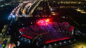 Toàn cảnh concert nhìn từ trên cao. (Ảnh: Yeah1)