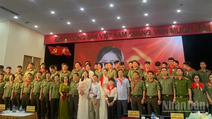 Lễ ra mắt MV.