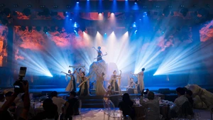 Show diễn thực cảnh "Đi tìm dấu ngọc". (Ảnh: Ban tổ chức)