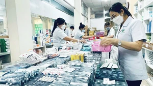 Tăng cường kiểm tra, giám sát kinh doanh nguyên liệu làm thuốc