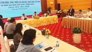 Cần tạo dựng nhiều diễn đàn học thuật về văn học nghệ thuật để các văn nghệ sĩ, chuyên gia, nhà quản lý đóng góp ý kiến xây dựng cơ chế, chính sách. Ảnh: HOÀNG HOA