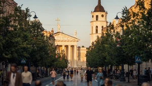 Nhiều người Việt Nam tại Litva kinh doanh trong các trung tâm thương mại tại thủ đô Vilnius.