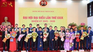 Ban Chấp hành Đảng bộ Báo Nhân Dân khóa XXIX, nhiệm kỳ 2025-2030 ra mắt Đại hội.