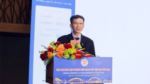 Giáo sư, bác sĩ Ngô Quý Châu, Chủ tịch Hội Hô hấp Việt Nam, Chủ tọa Hội thảo vệ tinh “Tối ưu hóa lợi ích cho bệnh nhân COPD: Từ dự phòng đến điều trị”.