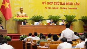 Phiên chất vấn và trả lời chất vấn tại Kỳ họp thường lệ giữa năm 2025 của Hội đồng nhân dân thành phố Hà Nội.