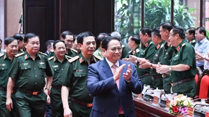 Thủ tướng Phạm MInh Chính đến dự Hội nghị Quân chính toàn quân 6 tháng đầu năm 2025.